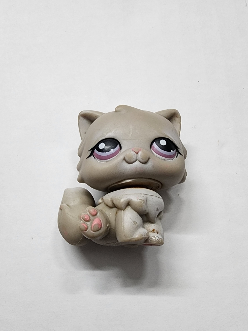 Littlest Pet Shop Grey Persian Cat LPS #263 2004 Purple eyes Hasbro
